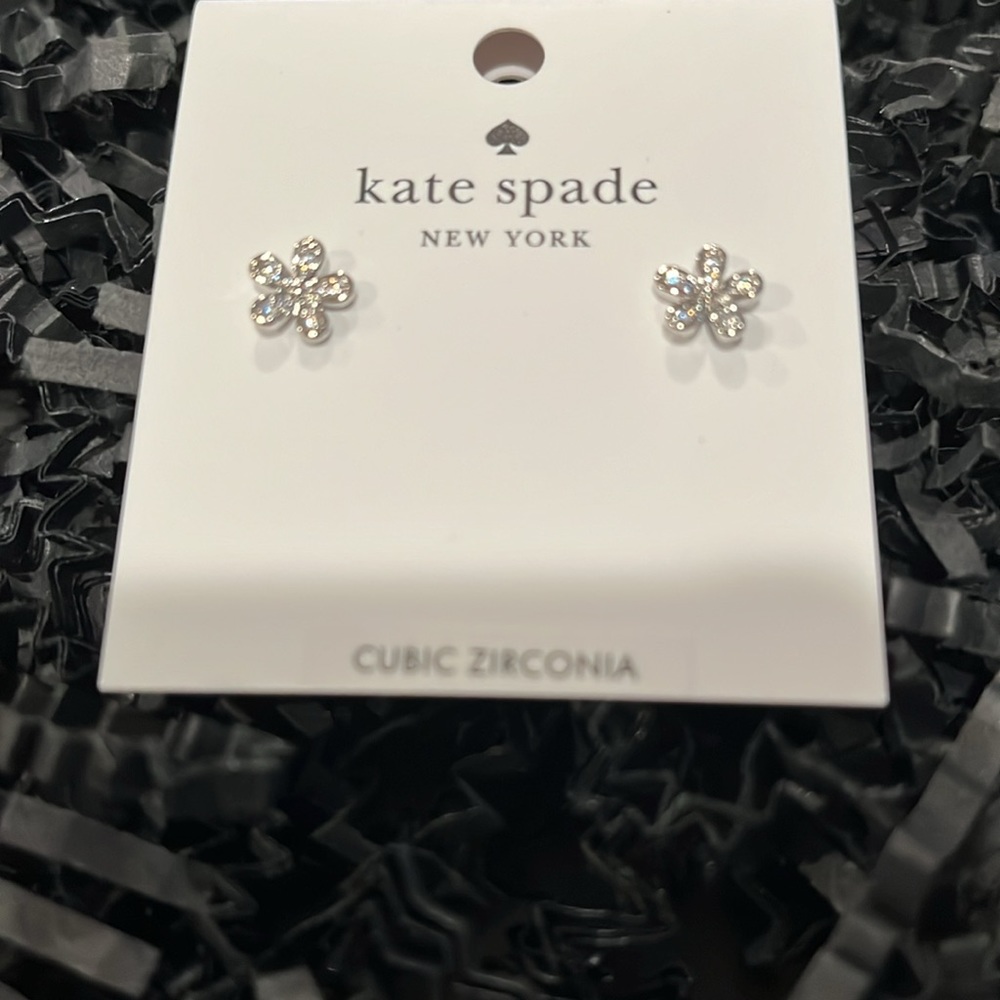 kate spade Silver Gleaming Gardenia Flower Studs/NWT - Picture 5 of 7